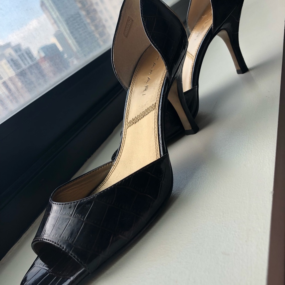 Tahari Snakeskin Heels